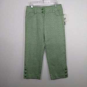 CAbi Capri Pants. Mid Rise style 965 Green White Summer Cropped Pattern Size 12